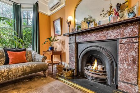 4 bedroom Detached house for sale in St. James Road, Leicester