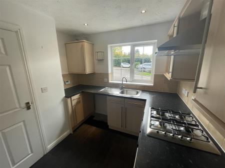 2 bedroom End of terrace house for sale in Erringtons Close, Oadby, Leicester