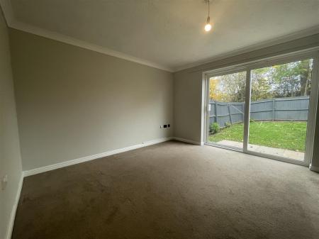 2 bedroom End of terrace house for sale in Erringtons Close, Oadby, Leicester