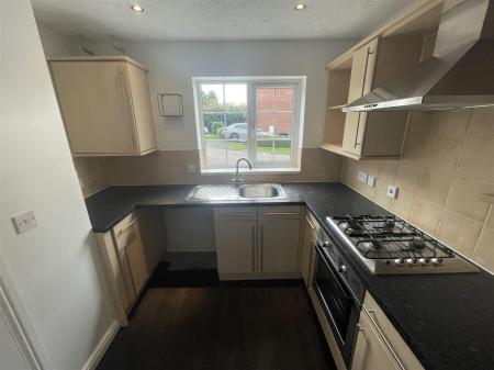 2 bedroom End of terrace house for sale in Erringtons Close, Oadby, Leicester