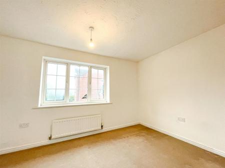 2 bedroom End of terrace house for sale in Erringtons Close, Oadby, Leicester