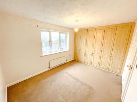 2 bedroom End of terrace house for sale in Erringtons Close, Oadby, Leicester