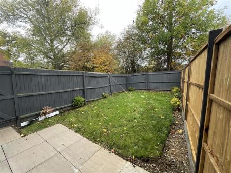 2 bedroom End of terrace house for sale in Erringtons Close, Oadby, Leicester