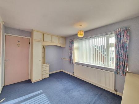 3 bedroom Property to let in Kelmarsh Avenue, Leicester
