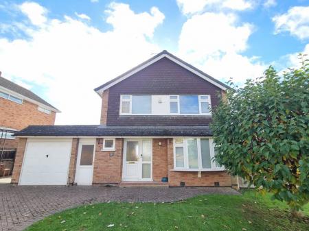 3 bedroom Property to let in Kelmarsh Avenue, Leicester
