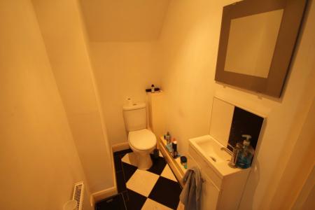 5 bedroom Property to let in Macaulay Street, Leicester