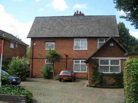 1 bedroom Property to let in Parkhill Drive, Leicester