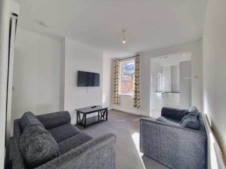 3 bedroom Property to let in Clarendon Street, Leicester