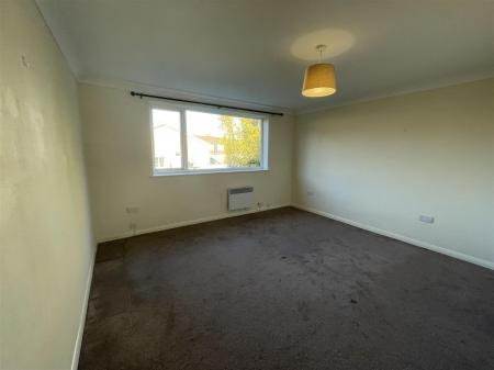 2 bedroom Flat for sale in Tiffany Court, Albert Road, Stoneygate, Leicester, LE22AA
