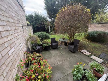 1 bedroom Property to let in Hotoft Road, Leicester