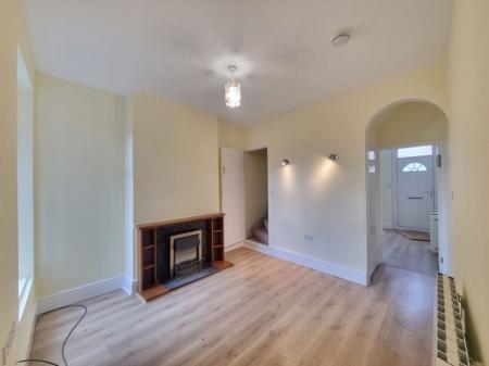 2 bedroom Property to let in Clarendon Park Road, Leicester