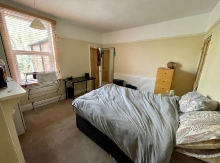 3 bedroom Property to let in St Leonards Road, Leicester