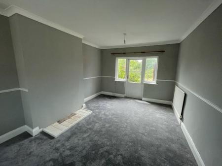 3 bedroom Property to let in Buckminster Road, Leicester
