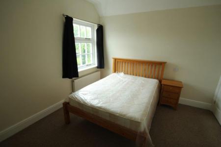 1 bedroom Property to let in Victoria Park Road, Leicester