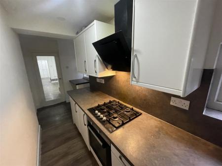 3 bedroom Terraced House for sale in Clarendon Park Road, Clarendon Park