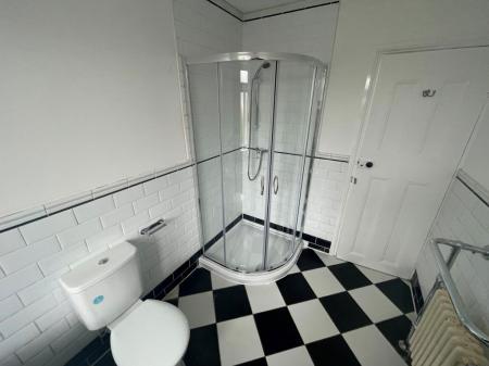 2 bedroom Property to let in Fosse Road North, Leicester