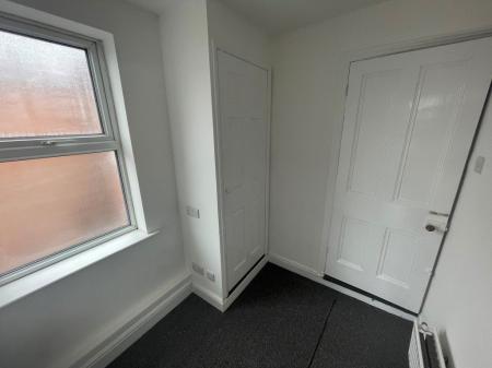 2 bedroom Property to let in Fosse Road North, Leicester