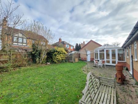 3 bedroom Property to let in James Gavin Way, Leicester