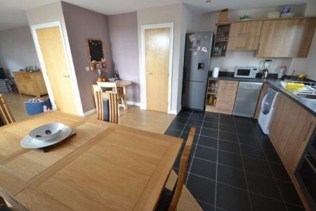 2 bedroom Property to let in Watkin Road, Leicester