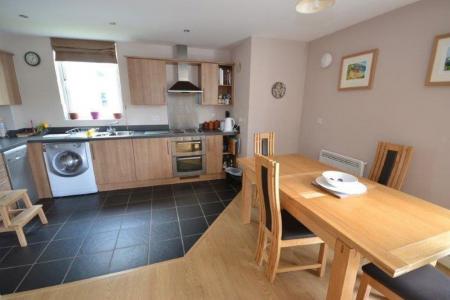 2 bedroom Property to let in Watkin Road, Leicester