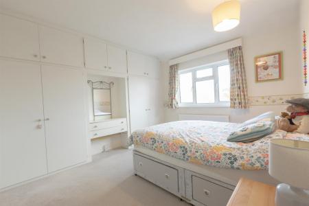 3 bedroom Semi-detached house for sale in Ashclose Avenue, Leicester