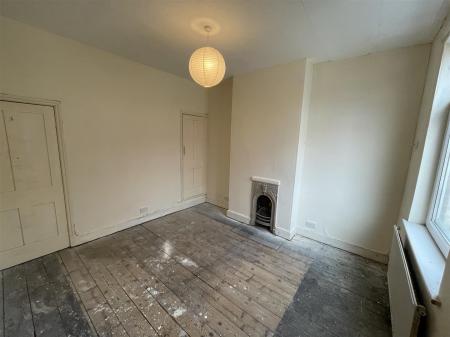 3 bedroom Terraced House for sale in Gaul Street, Leicester