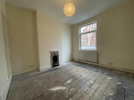 3 bedroom Terraced House for sale in Gaul Street, Leicester