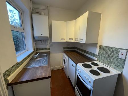 2 bedroom Terraced House for sale in Montague Road, Clarendon Park, Leicester
