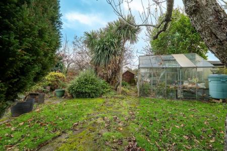 4 bedroom Semi-detached house for sale in Dorset Avenue, Wigston