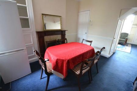 2 bedroom Property to let in Mill Hill Lane, Leicester