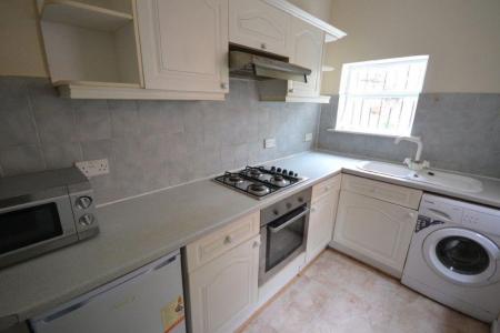 2 bedroom Property to let in Mill Hill Lane, Leicester