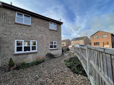 1 bedroom Terraced House for sale in Foxhill Drive, Glen Parva, Leicester