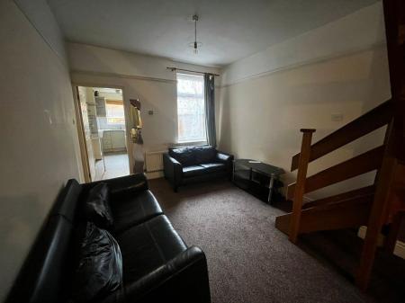 2 bedroom Property to let in Edward Road, Leicester