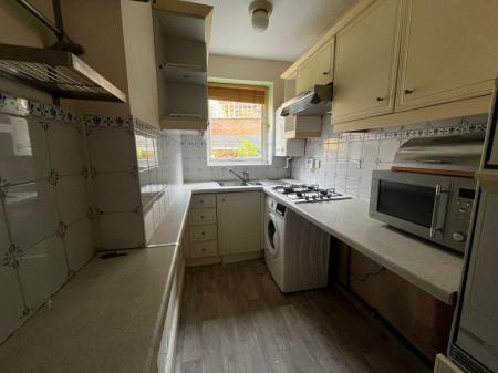 2 bedroom Property to let in Edward Road, Leicester