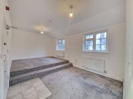 1 bedroom Property to let in Morland Avenue, Stoneygate, Leicester