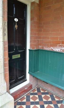 2 bedroom Property to let in Cricks Retreat, Great Glen, Leicestershire