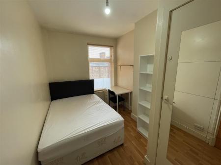 3 bedroom Terraced House for sale in Wilberforce Road, Leicester