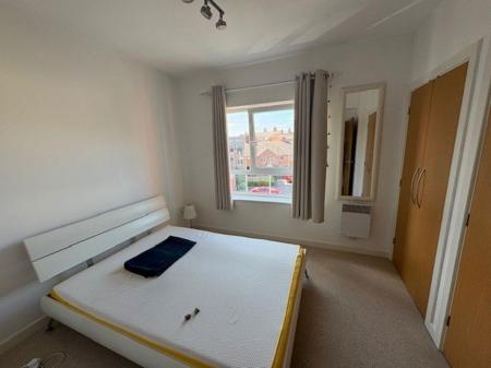 2 bedroom Property to let in Western Road, Leicester