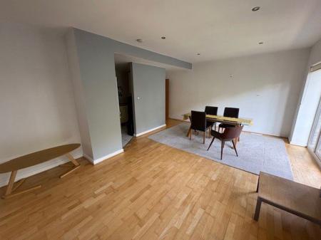 2 bedroom Property to let in Western Road, Leicester