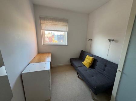 2 bedroom Property to let in Western Road, Leicester