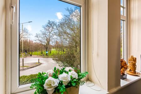 2 bedroom Flat for sale in The Laurels, Leicester