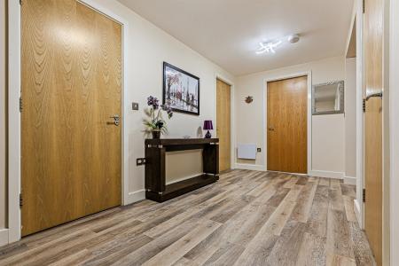 2 bedroom Flat for sale in The Laurels, Leicester