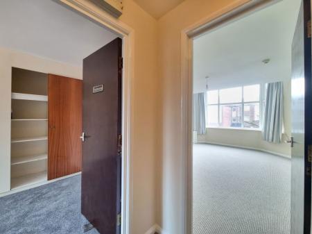 1 bedroom Property to let in Hinckley Road, Leicester