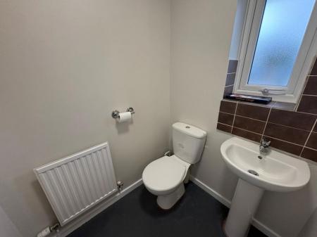 4 bedroom Property to let in Fox Covert, Leicester