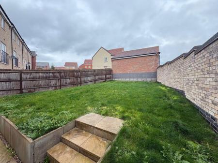 3 bedroom Property to let in Roundhouse Way, Loughborough, Leicestershire