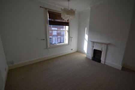2 bedroom Property to let in Oban Street, Leicester