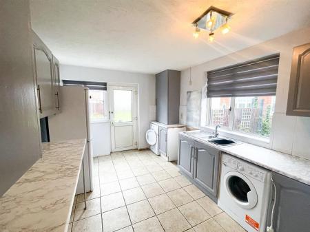 3 bedroom Semi-detached house for sale in Folville Rise, Leicester