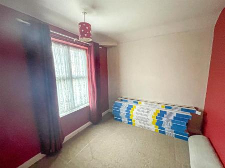 3 bedroom Semi-detached house for sale in Folville Rise, Leicester
