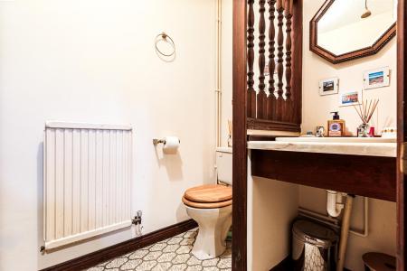 4 bedroom Detached house for sale in Carisbrooke Park, Leicester