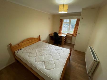 2 bedroom Property to let in Cedars Court, Leicester